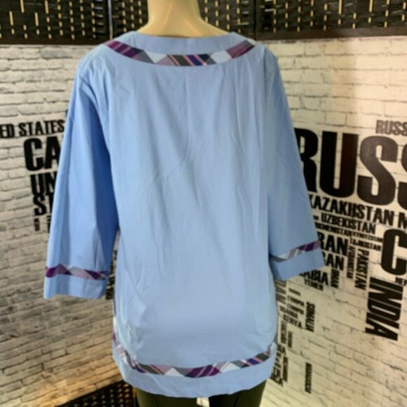 Jeffery Banks L Blue Split Neck Plaid Trim Top - Picture 4 of 6